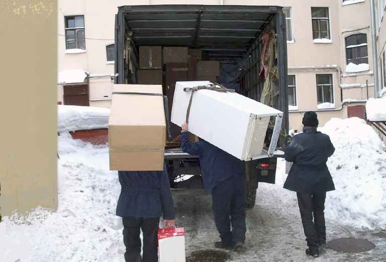Стоимость грузоперевозки коробок И чемоданов догрузом из Рос в Саратов