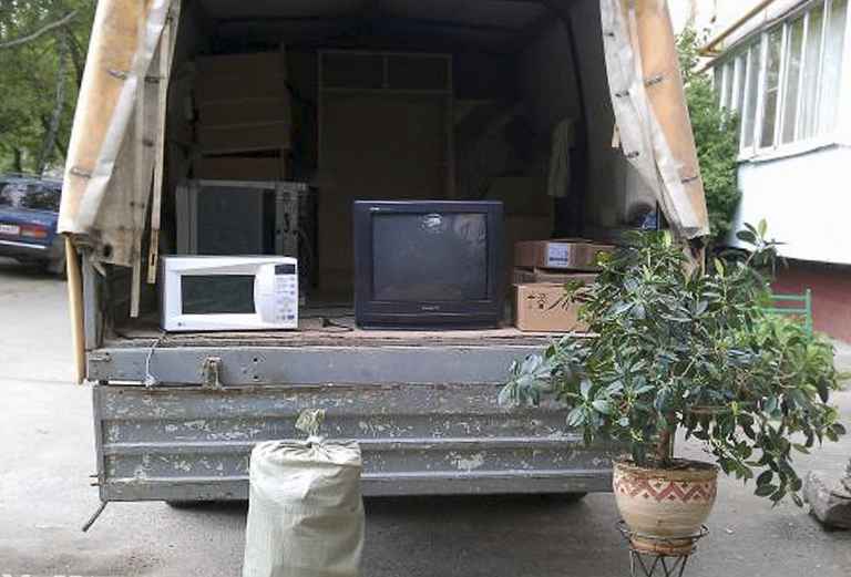 Перевезти личные вещи диван шкаф коробки из Москвы в Ивантеевку